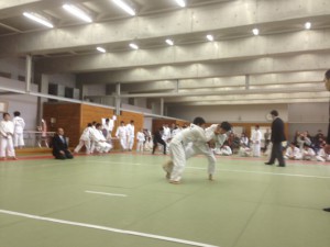小26